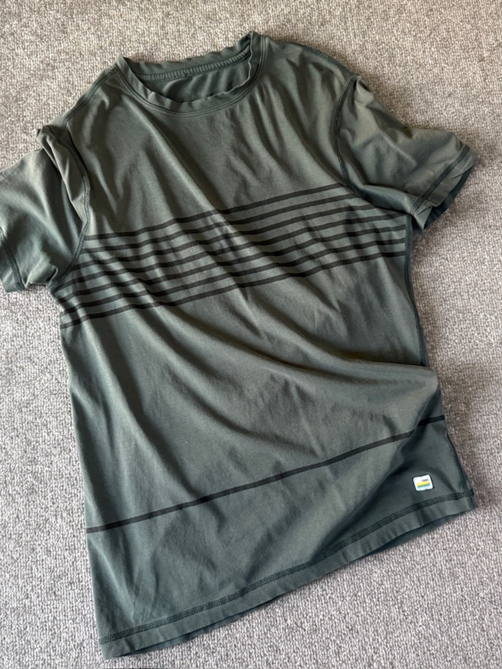 Vuori Men's Medium Olive Green Striped Short Sleeve T-Shirt